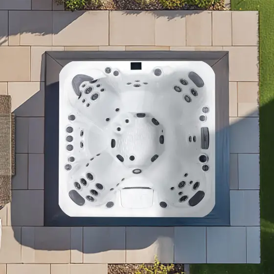Colombo hot tub seen from above