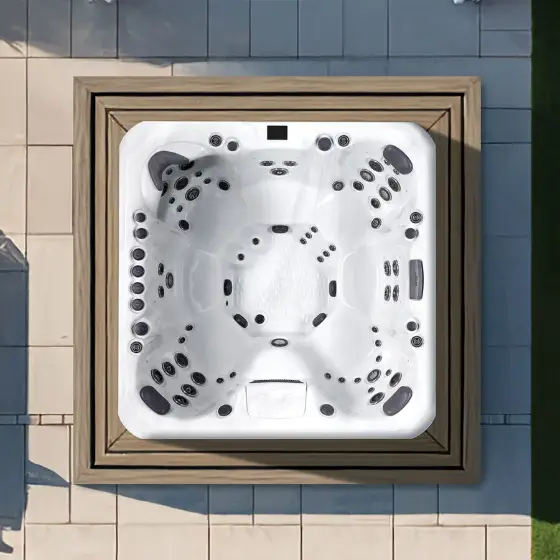 Oslo hot tub seen from above