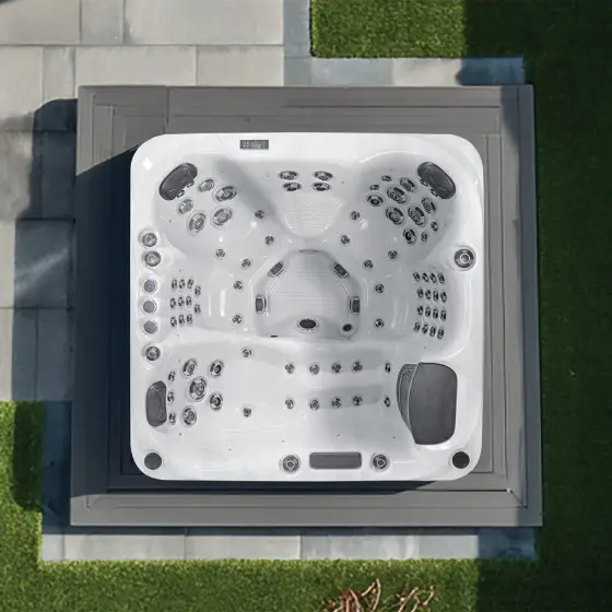 Deluxe line hot tub seen from above