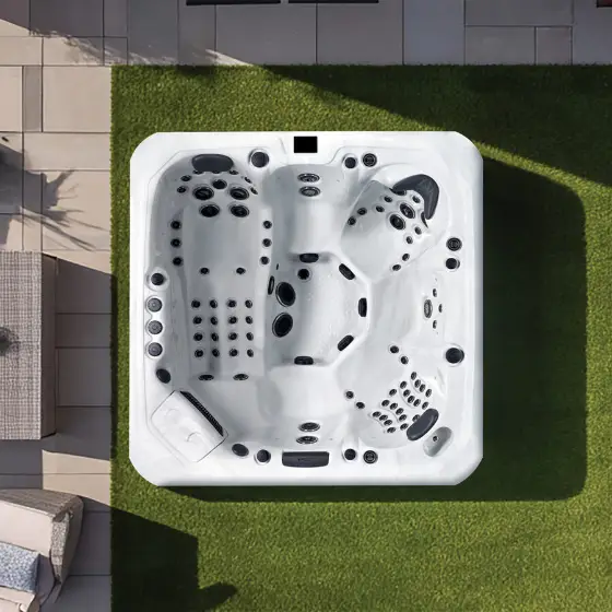 Tokyo hot tub seen from above